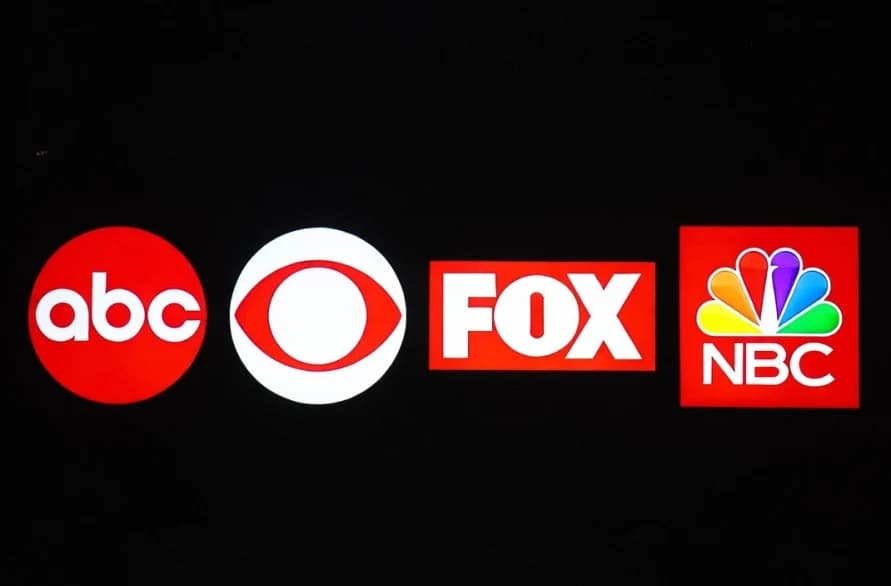 DO RÁDIO PARA A TV